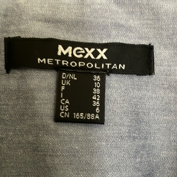 Mexx ladies Blouse in great condition.  Stretchy fabric, Can36/6. - Picture 3 of 3